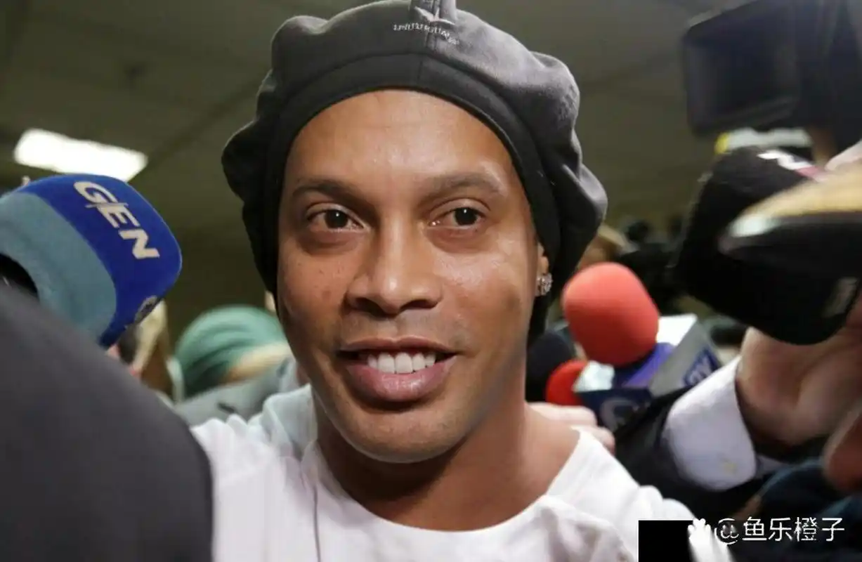 而在德甲联 而在德甲联